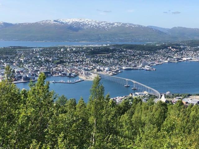 The Arctic Villa In Tromsø Exterior foto